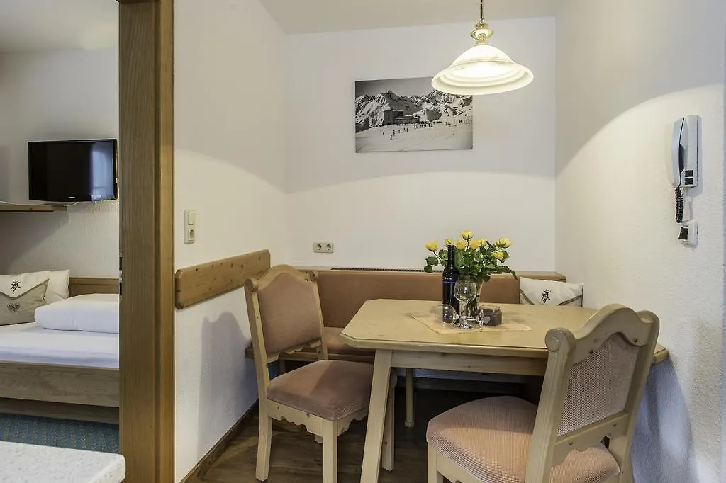 Apart Granada Ischgl Apartment